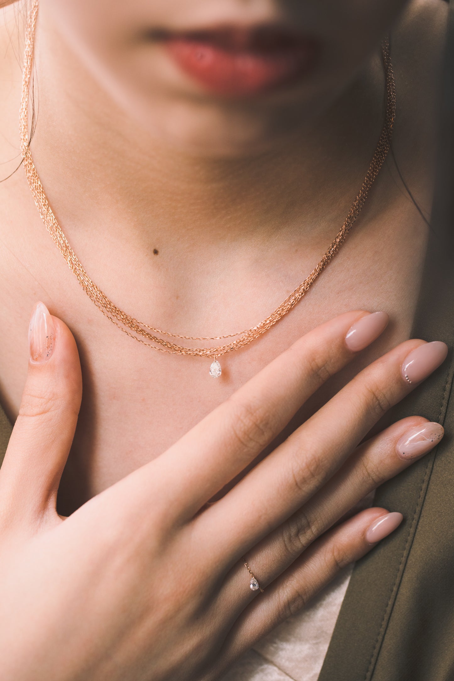 6 Chains Pear Sharped Diamond Necklace